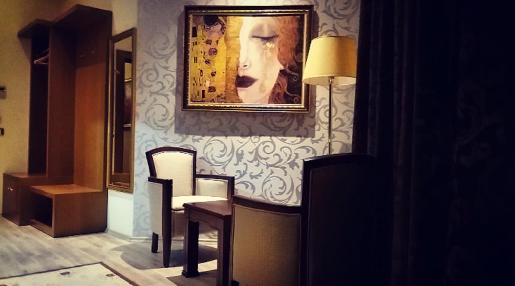 Hotel Austria Тирана Экстерьер фото