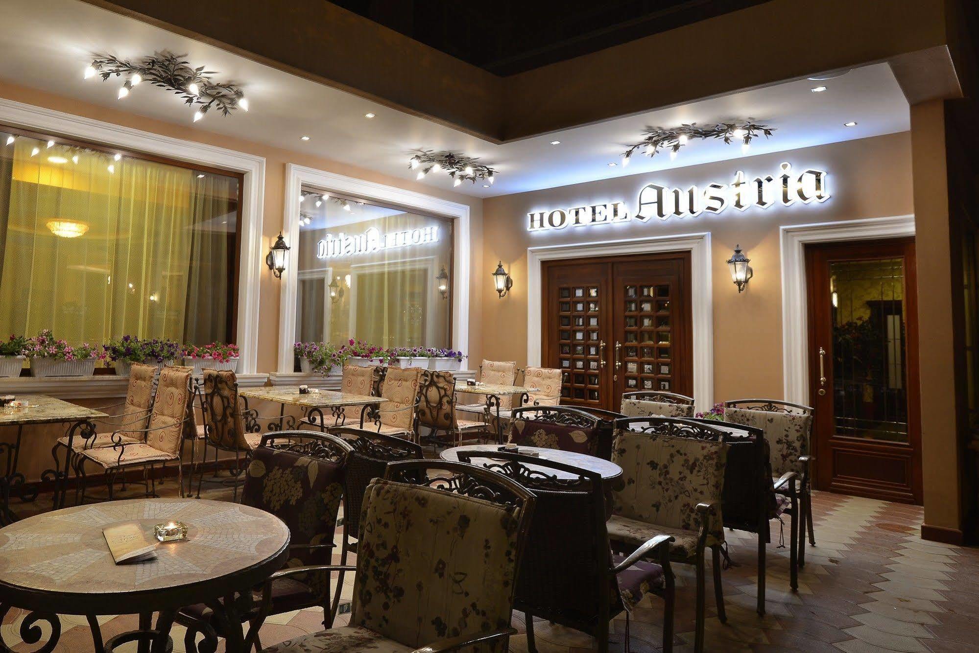 Hotel Austria Тирана Экстерьер фото