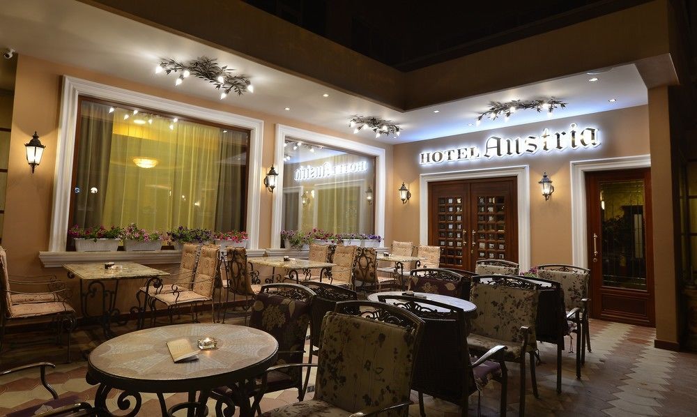 Hotel Austria Тирана Экстерьер фото